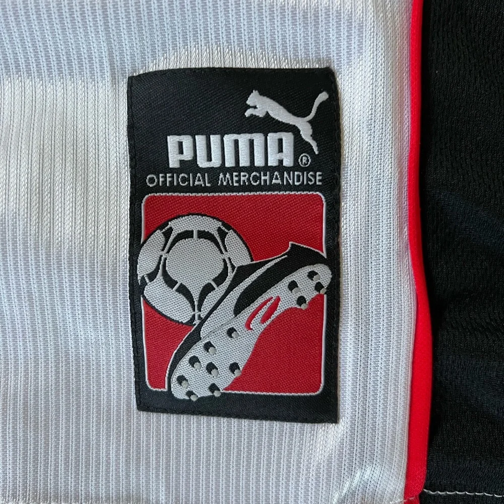 Vintage Austria Home Jersey - Picture 3 of 6